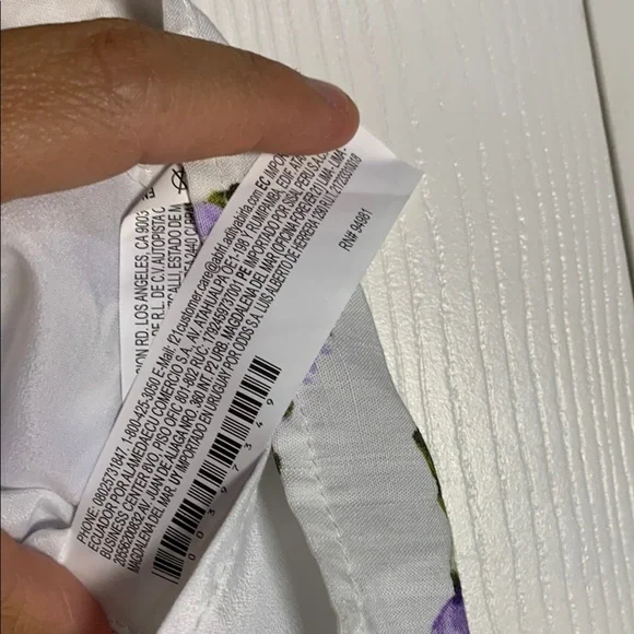 Puff Sleeve Top - Purple & White - Picture 6 of 9